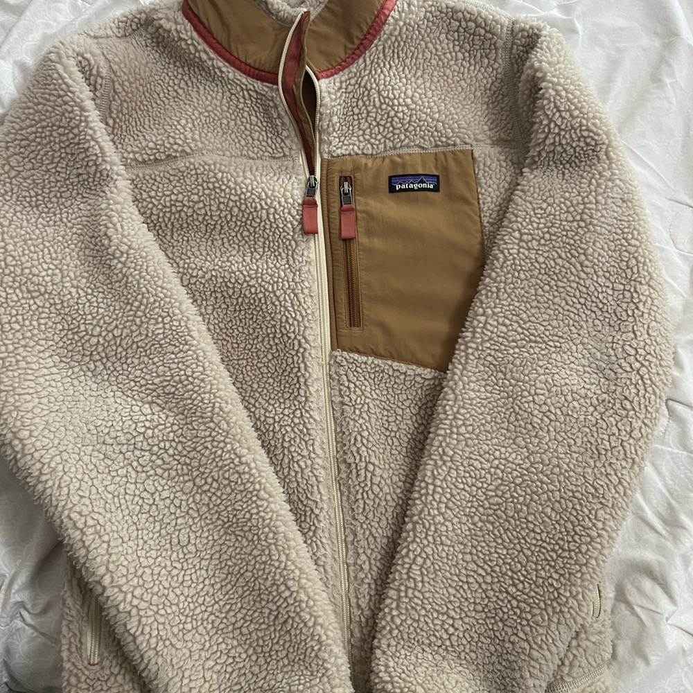 Patagonia Beige and Cream Sherpa Jacket